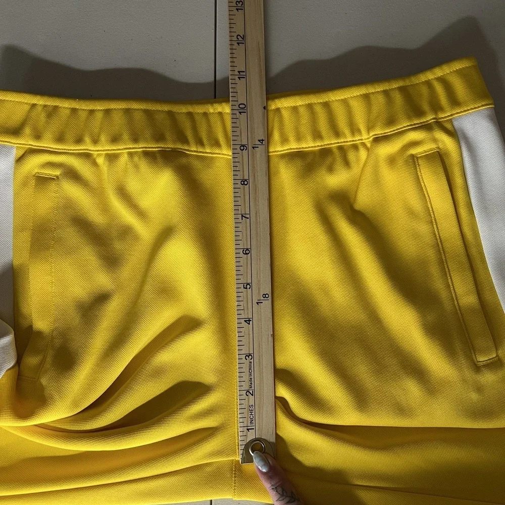 Tory Burch measurements item